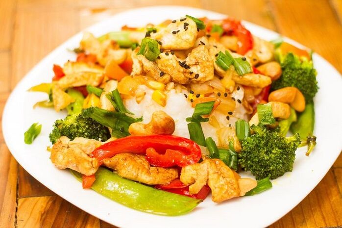 filetto di pollo con verdure per dimagrire